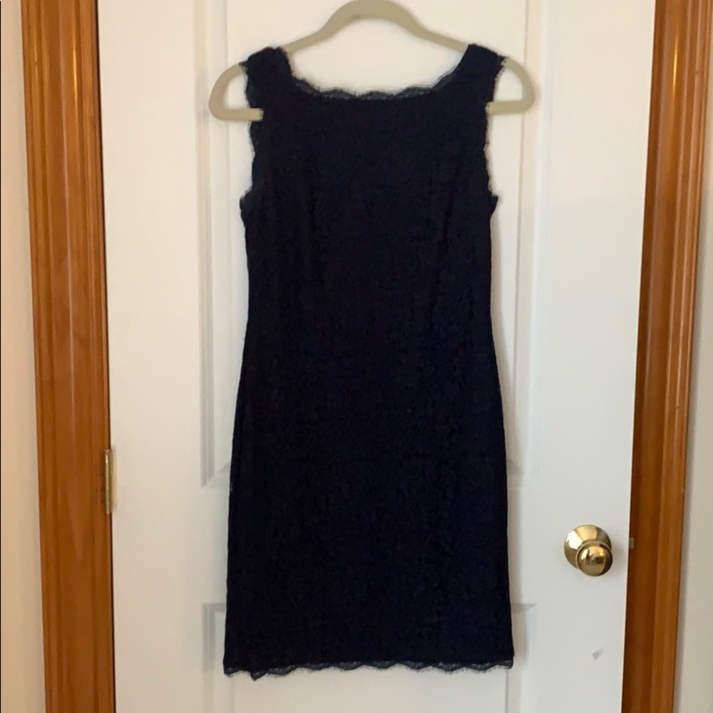 Adrianna Papell elegant navy blue lace dress